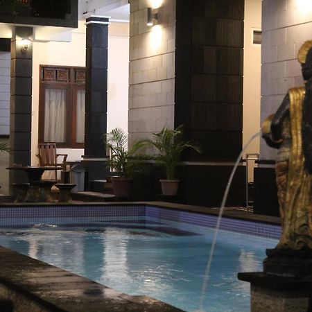 New Asta Graha Guesthouse 金巴兰 外观 照片